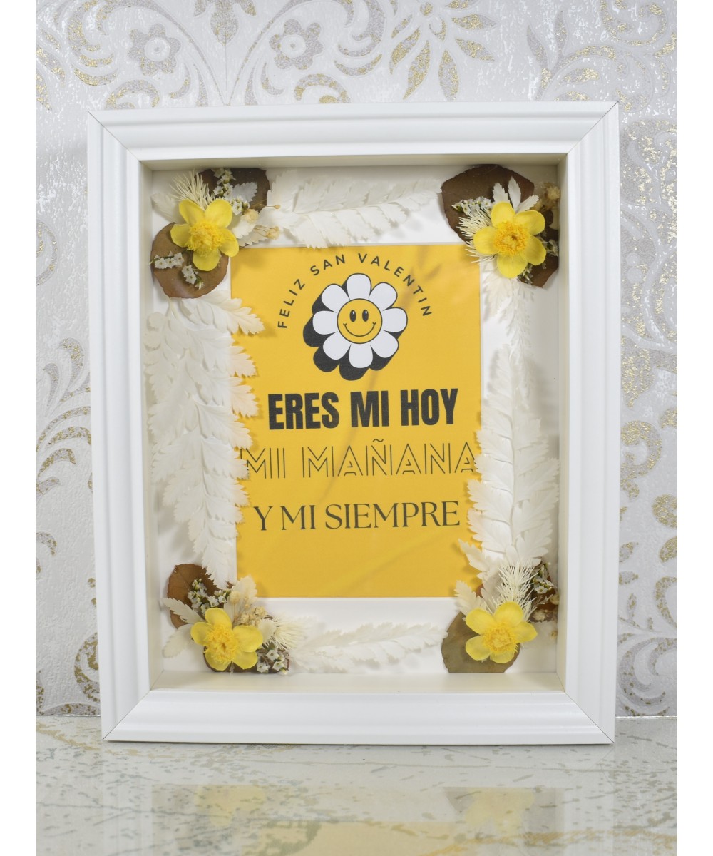 Cuadro con flores preservadas en Miajada