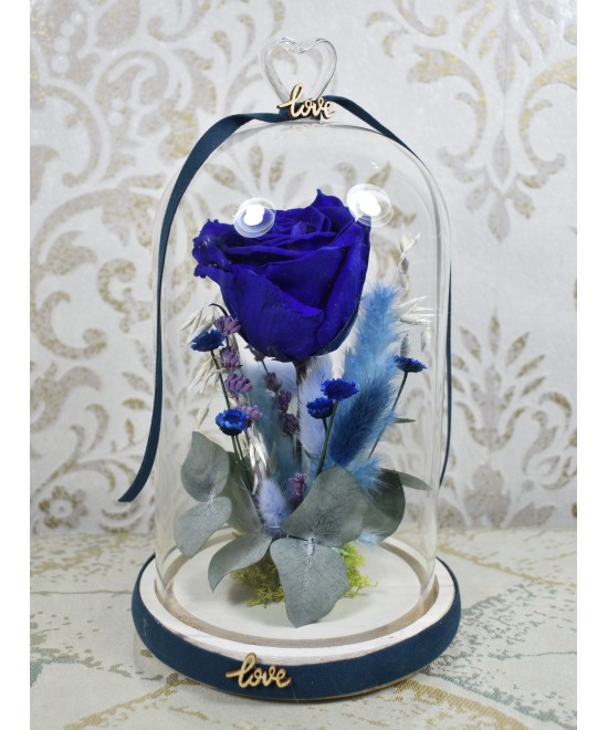 Cúpula con rosa preservada azul en Miajadas