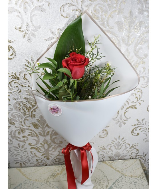 Rosa natural preparada para regalo en Miajadas