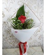 Rosa natural preparada para regalo en Miajadas