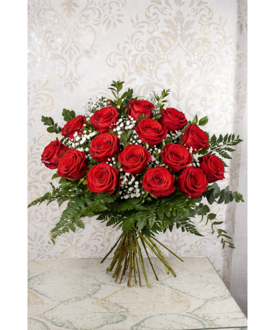 Ramo de 15 rosas rojas en Miajadas | Floristería a domicilio