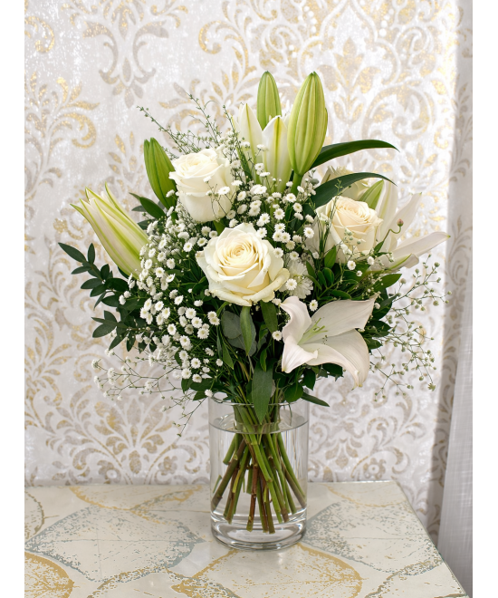Ramo de Rosas y Lilium Blancos | Miajadas Cáceres